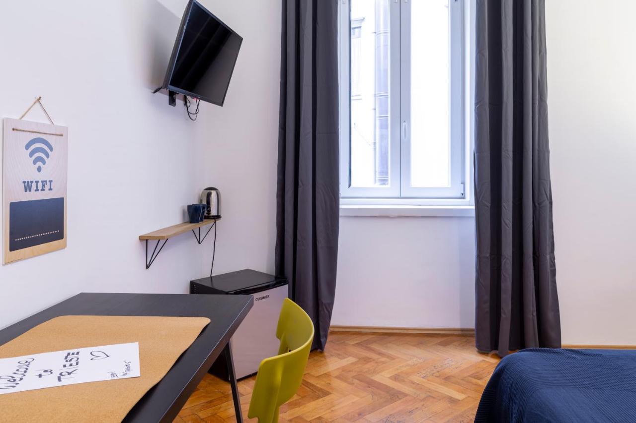 Pregiata Camera Con Bagno Privato - Blu Di Persia Triest Zewnętrze zdjęcie