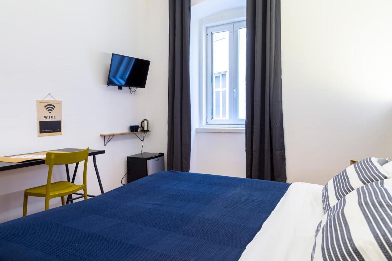 Pregiata Camera Con Bagno Privato - Blu Di Persia Triest Zewnętrze zdjęcie