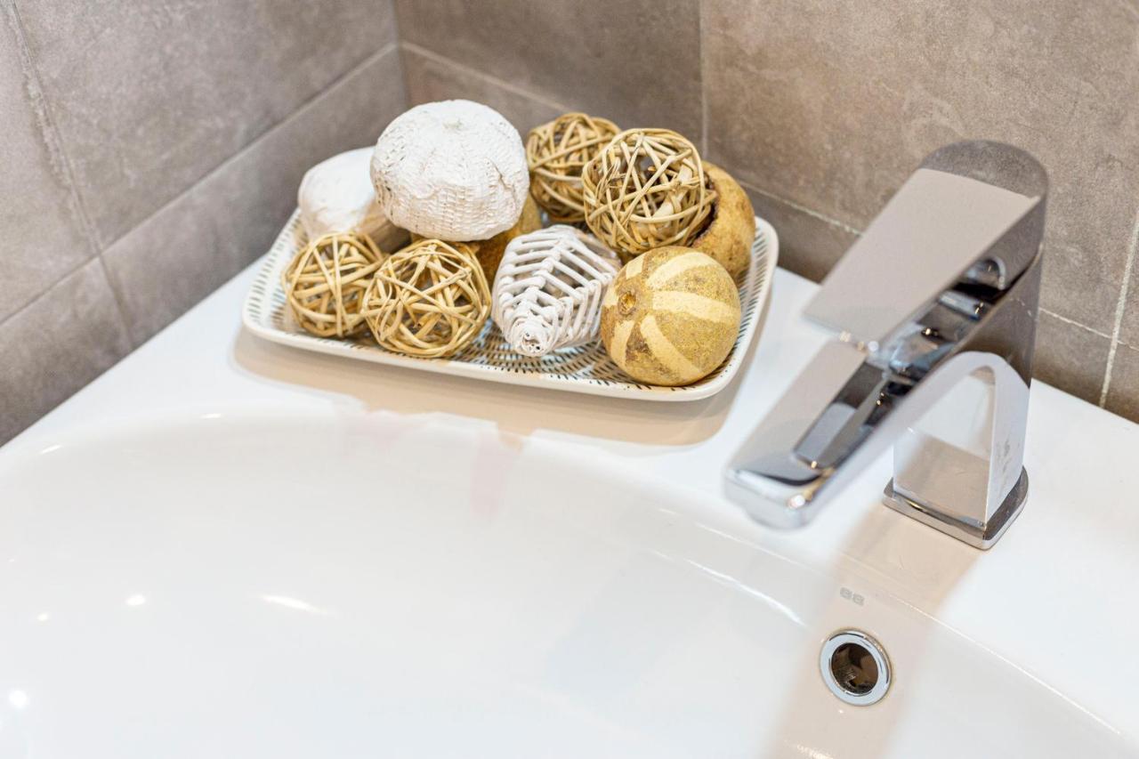 Pregiata Camera Con Bagno Privato - Blu Di Persia Triest Zewnętrze zdjęcie